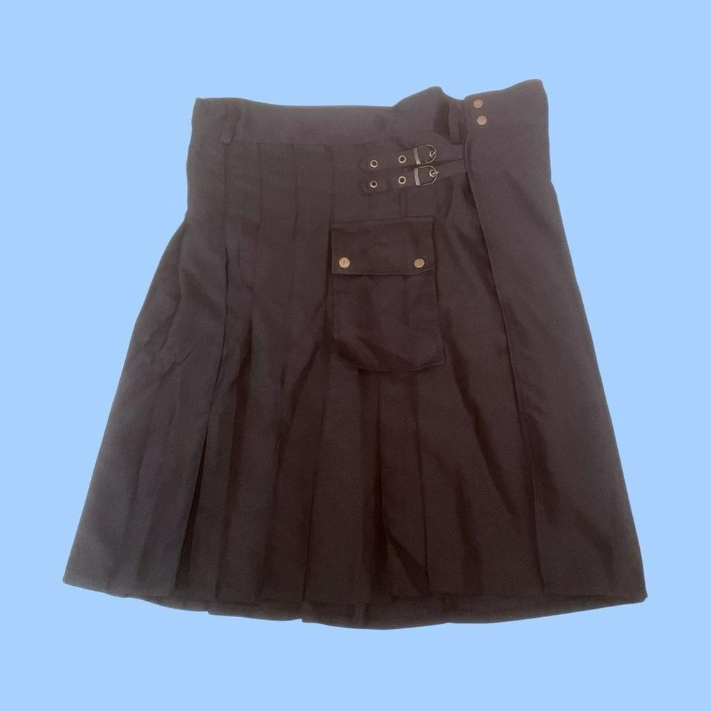 Indie Sleaze Black Pleated Buckle Cargo Skirt